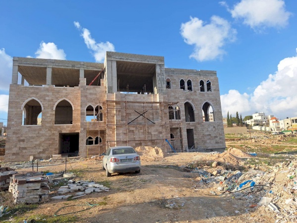 بفضل الله تعالى…  تستمر المسيرة لاستكمال مشروع البناء الثاني للكلية.